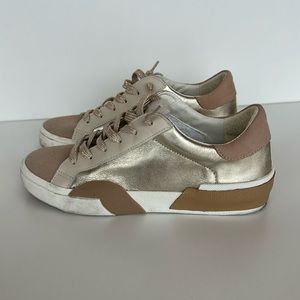 Dolce vita sneakers size 6